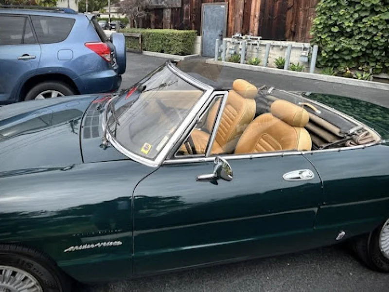 1980 Alfa Romeo Spider Veloce 2