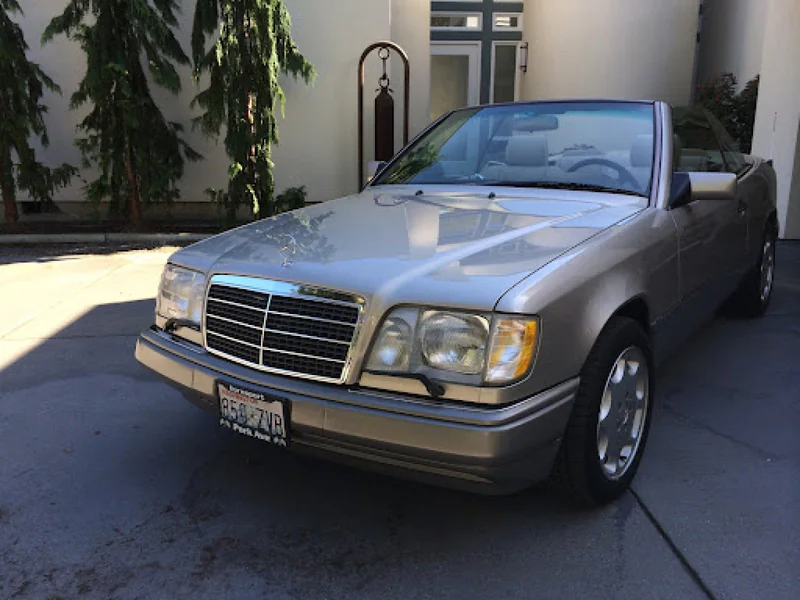1994 Mercedes-Benz E320 Convertible 2