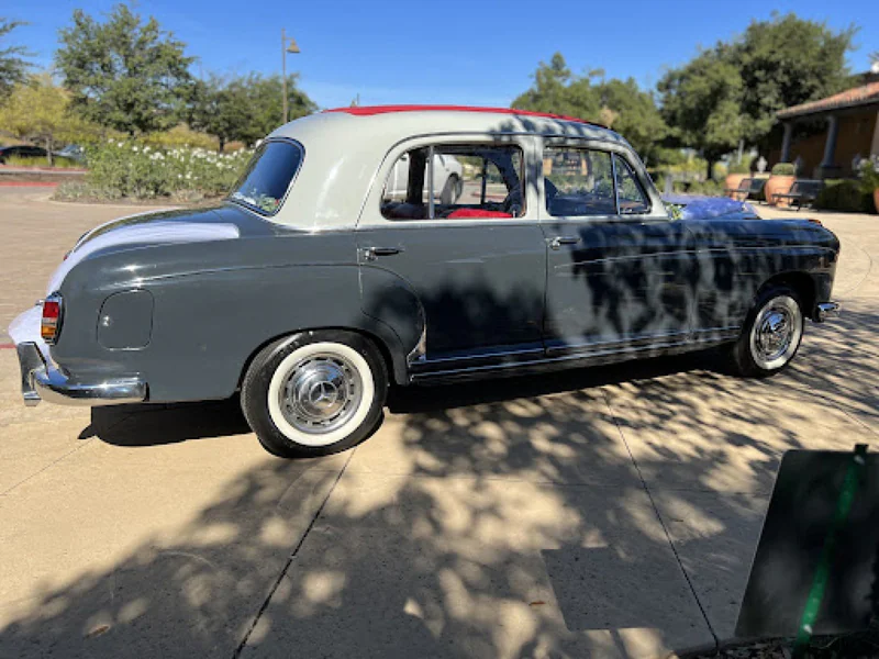 1958 Mercedes-Benz 220s