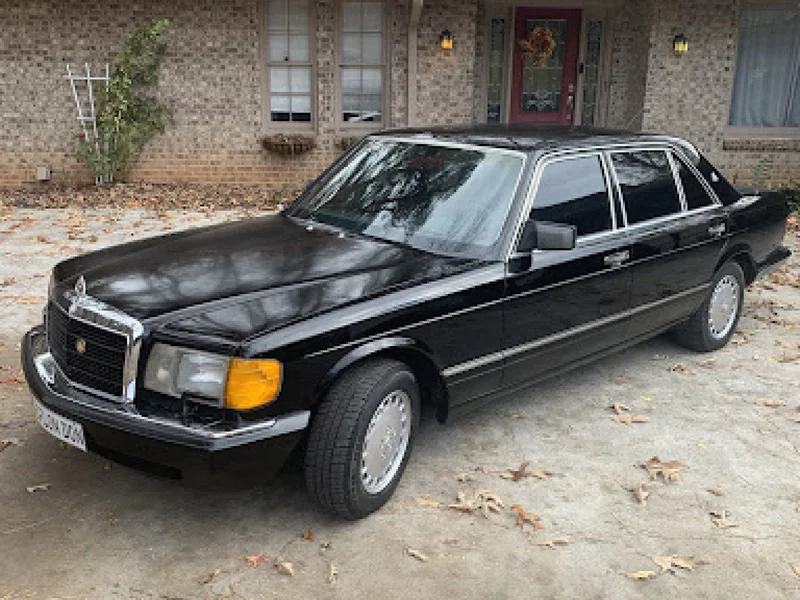 1988 Mercedes-Benz 300SEL