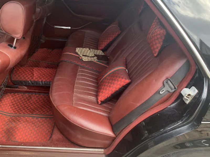 1988 Mercedes-Benz 300SEL