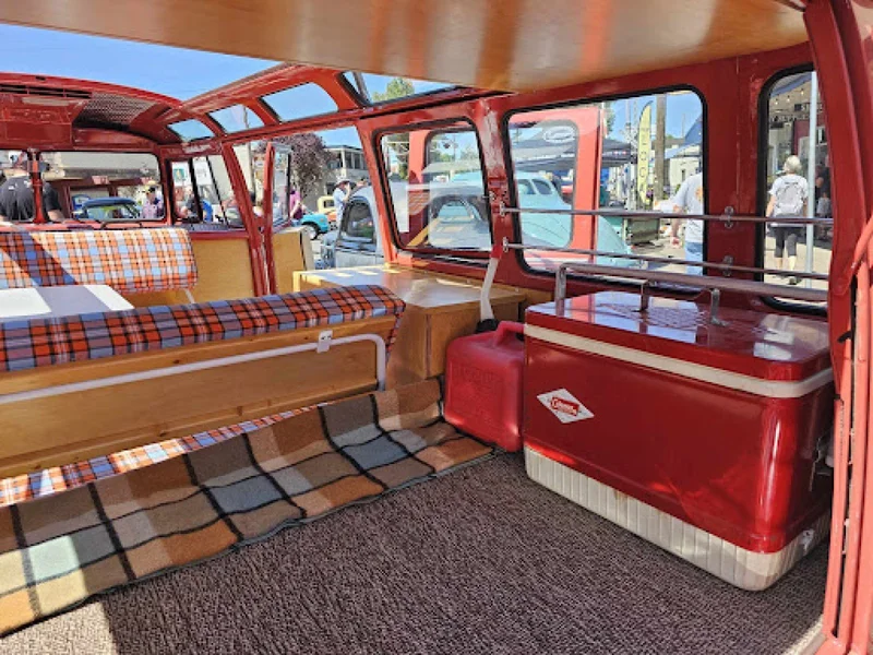 1962 Volkswagen Bus - 23 Window 7