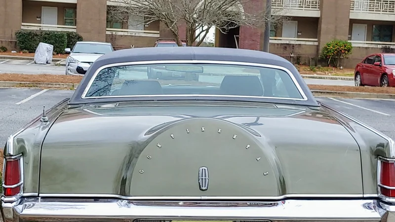 1969 Lincoln Continental Mark III 2