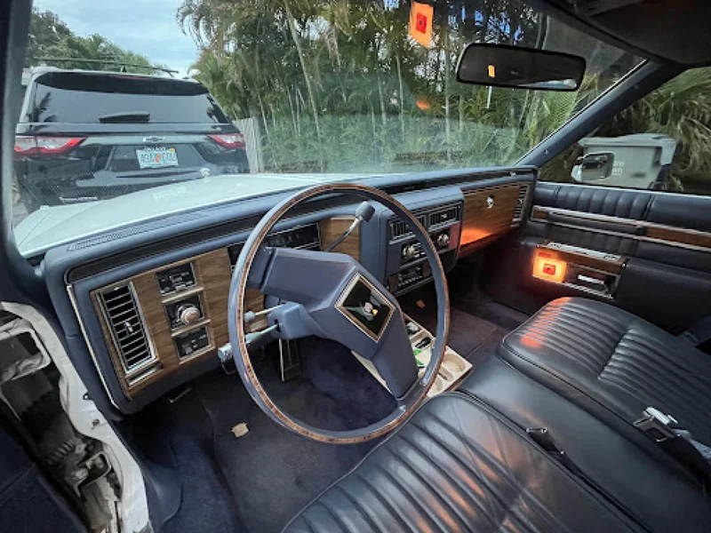 1983 Cadillac Sedan Deville