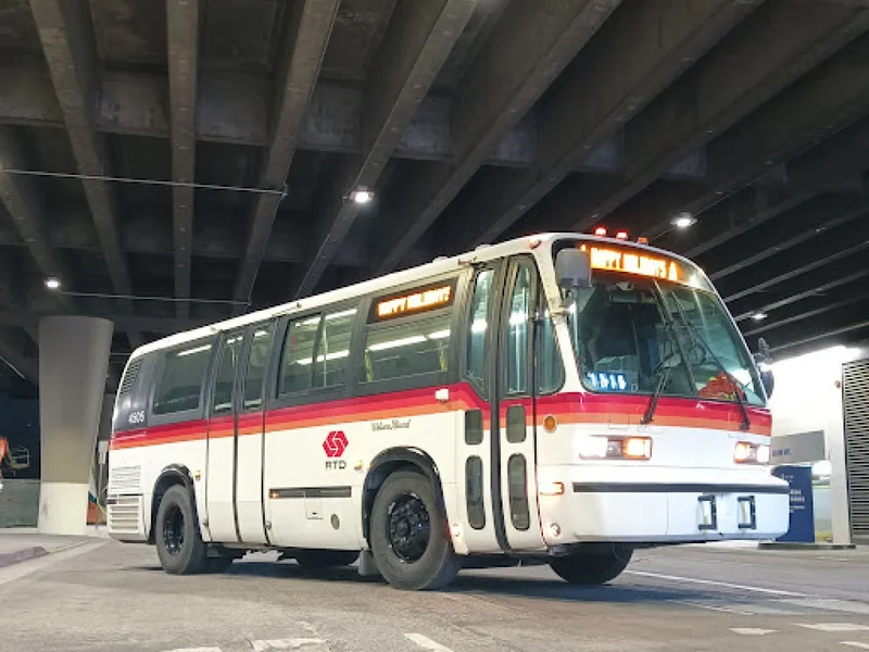 2005 Unknown Bus RTS 4