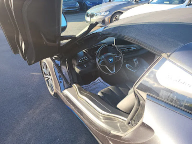 2019 BMW I8 4