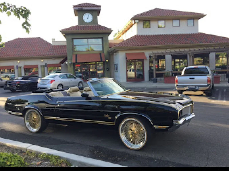 1970 Oldsmobile Cutlass Convertible 3