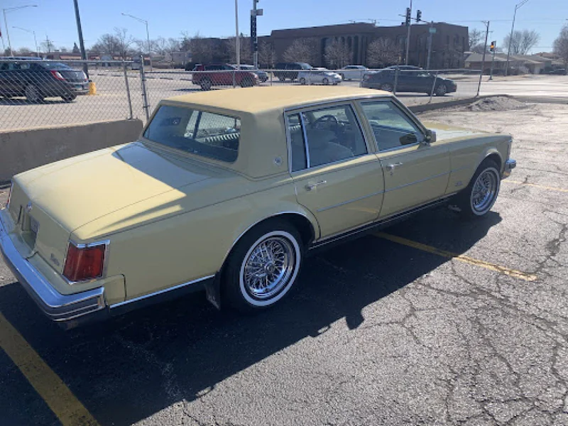 1976 Cadillac Seville 2