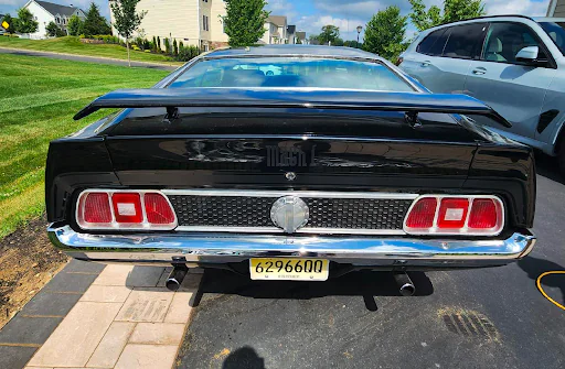 1972 Ford Mustang Mach 1 2