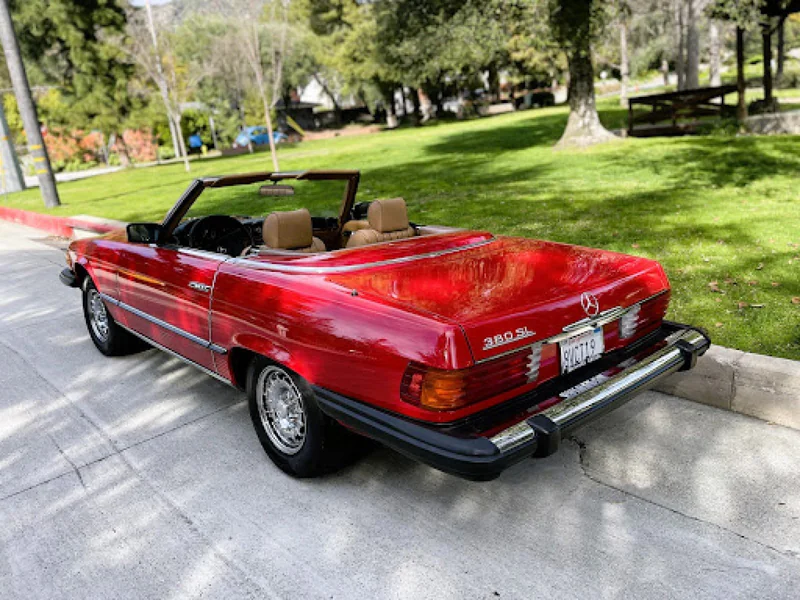 1984 Mercedes-Benz 380 SL 2