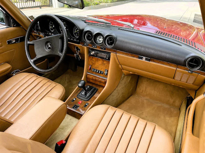 1984 Mercedes-Benz 380 SL 10