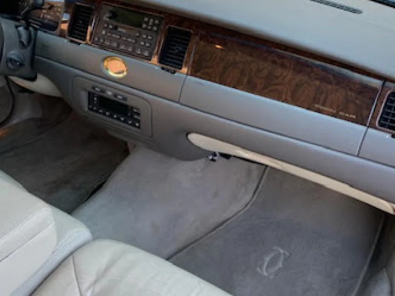 1999 Lincoln Town Car