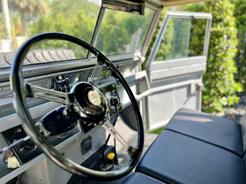 1970 Land Rover Santana Iia