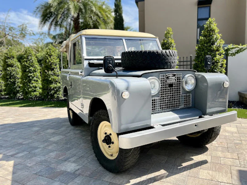 1970 Land Rover Santana Iia