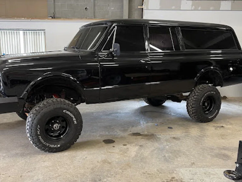 1968 Chevrolet Suburban 2