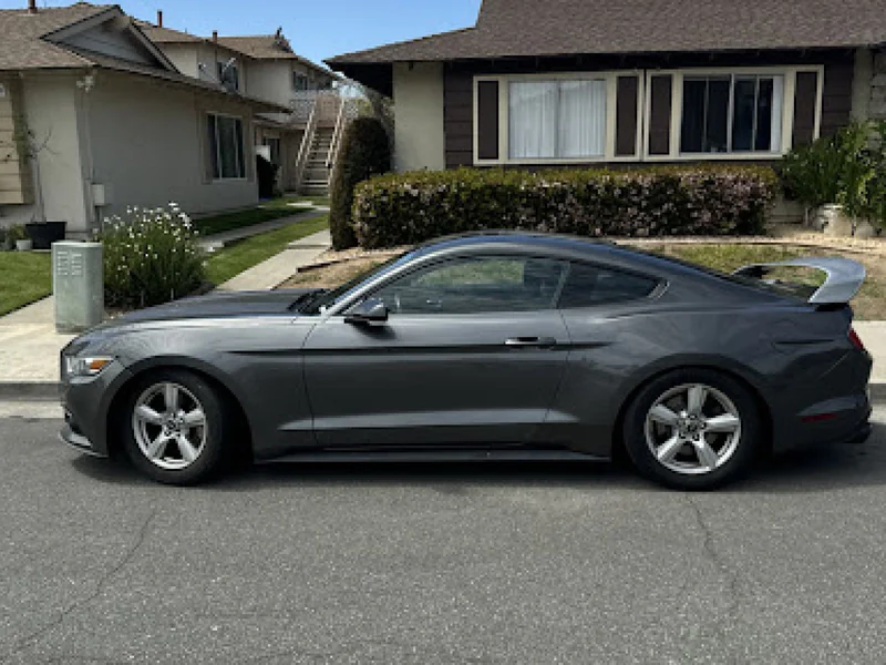 2015 Ford Mustang 4