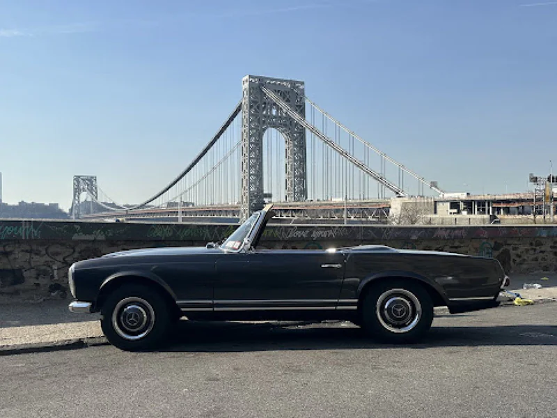 1966 Mercedes-Benz 230 Sl 2