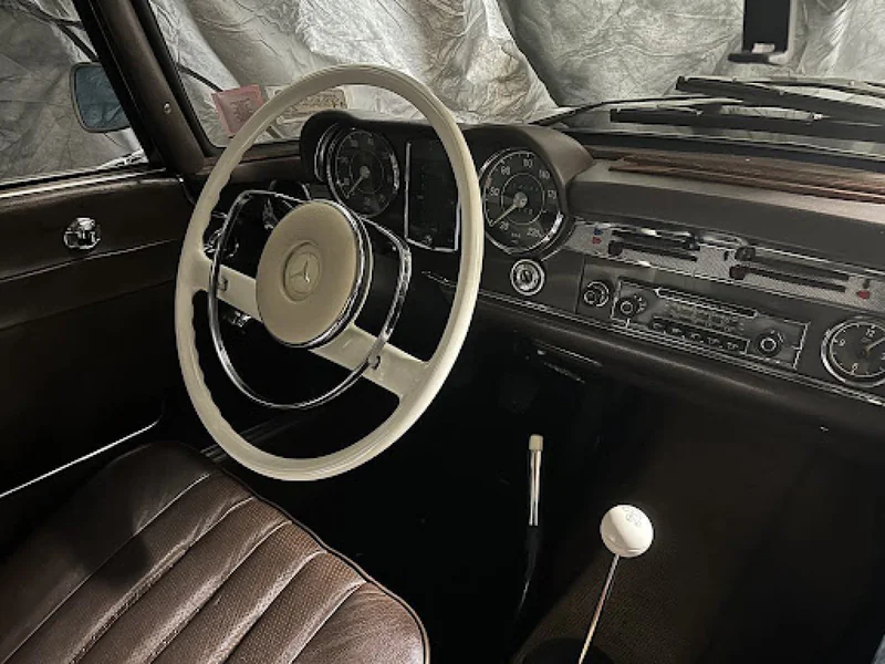1966 Mercedes-Benz 230 Sl 8