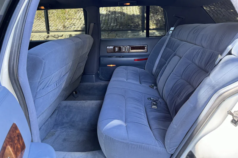 1996 Cadillac Fleetwood Limousine Fleetwood 4