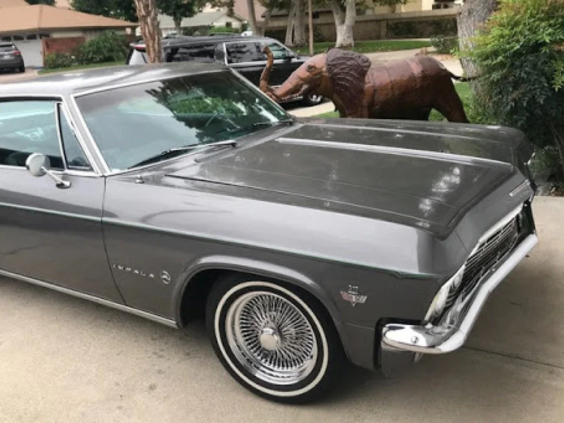 1965 Chevrolet Impala 2