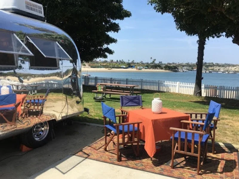1965 Airstream Trailer 2
