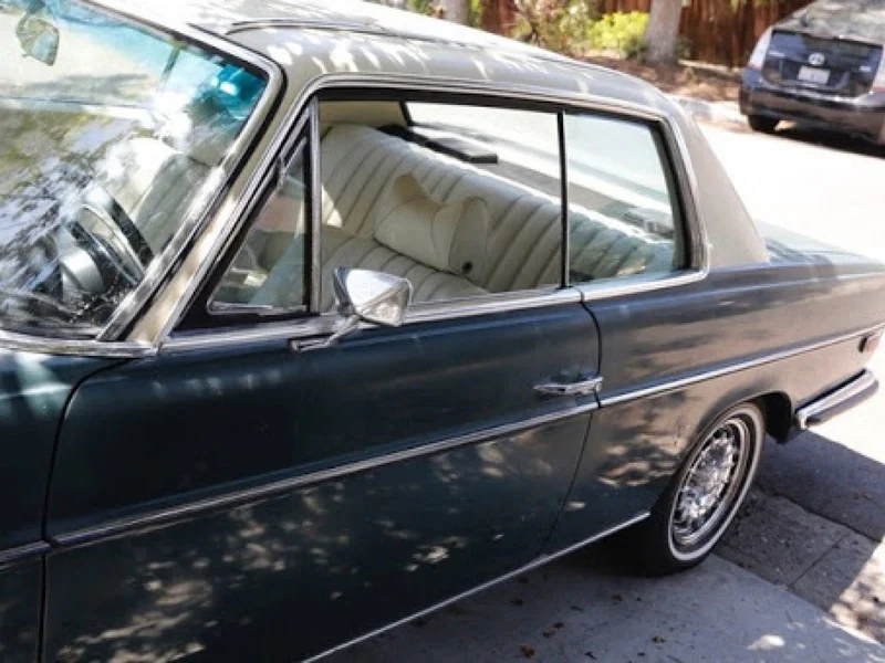 1971 Mercedes-Benz 250c Coupe 2