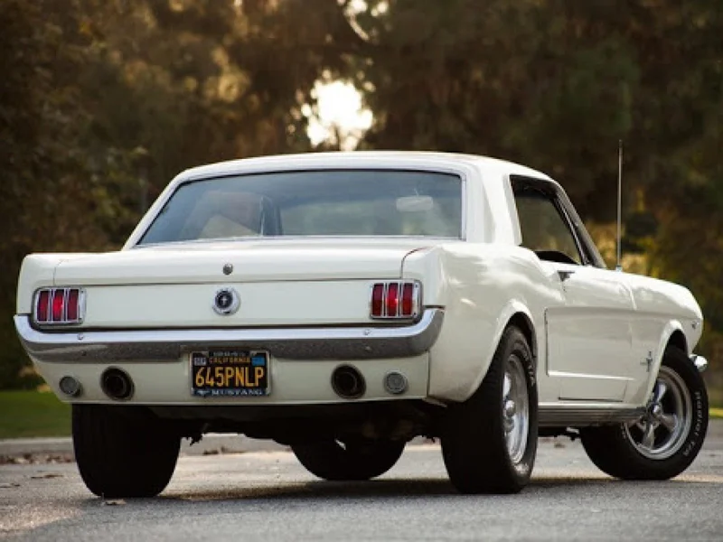 1964 Ford Mustang 4