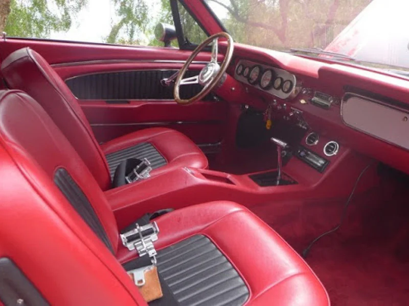 1964 Ford Mustang 3