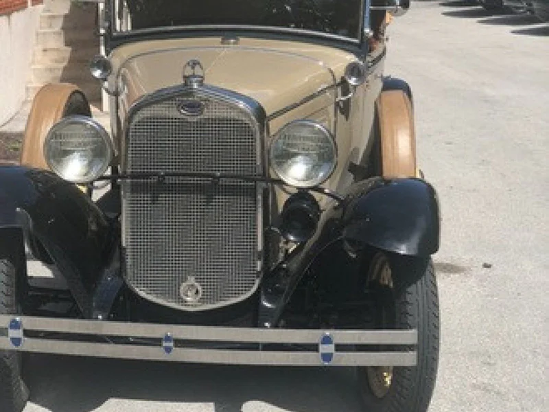 1930 Ford Model A Deluxe Roadster