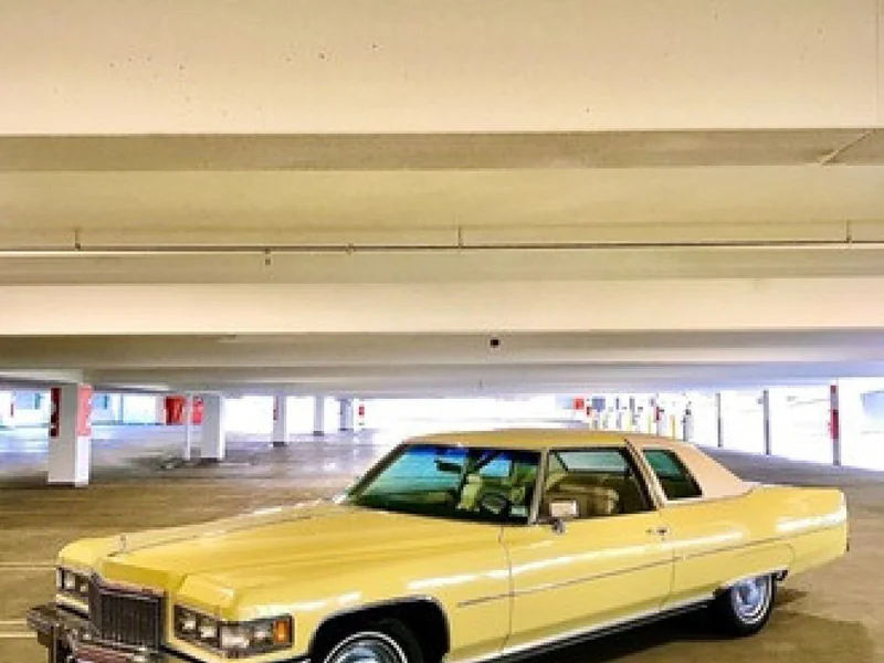 1975 Cadillac Coupe De Ville 8