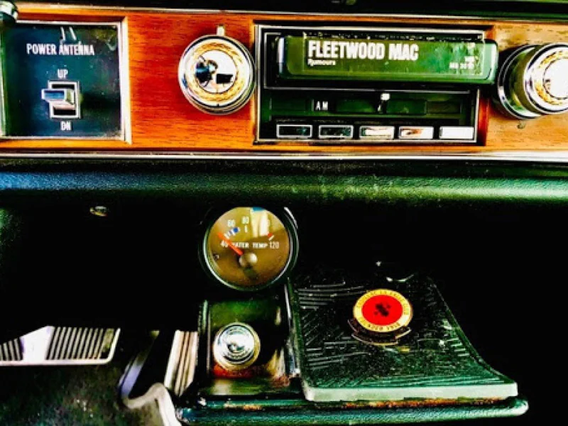 1975 Cadillac Coupe De Ville 12