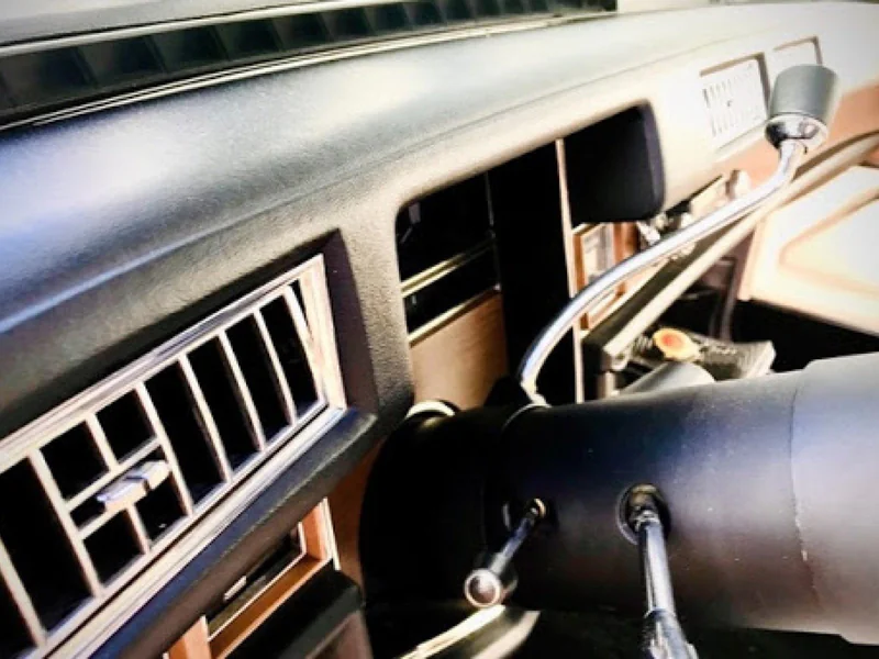1975 Cadillac Coupe De Ville 14