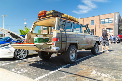 1970 Jeep Wagoneer