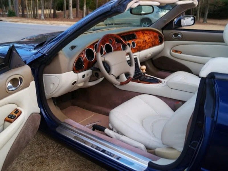 1964 Jaguar XKR 9