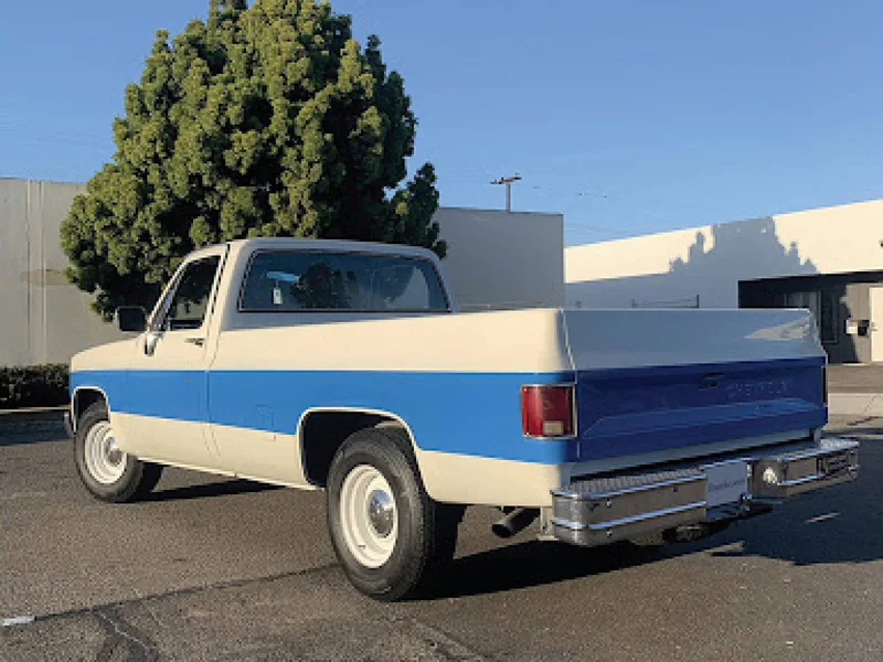 1983 Chevrolet Silverado Pickup Truck 4
