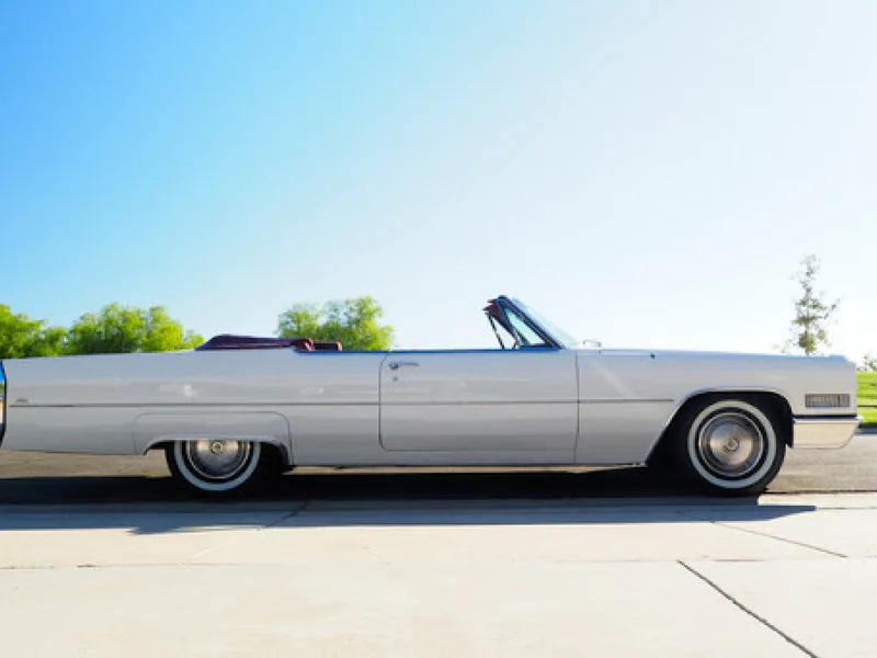 1966 Cadillac DeVille 25