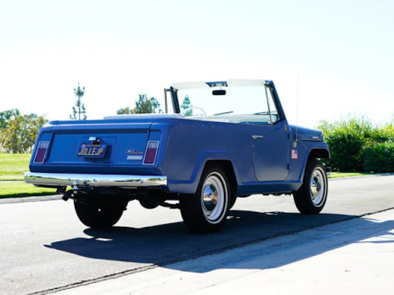 1967 Jeep Kaiser Willy's 11