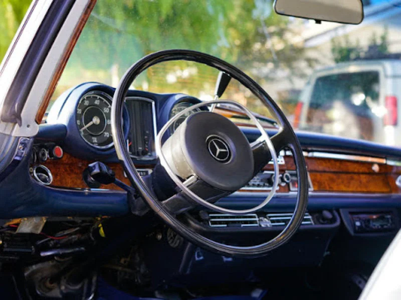 1968 Mercedes-Benz 280SE Coupe