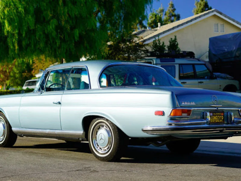 1968 Mercedes-Benz 280SE Coupe 13