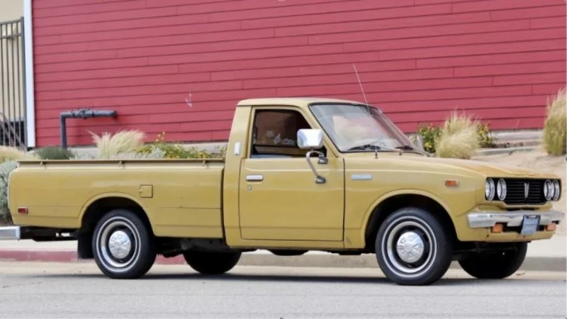 1976 Toyota Hilux in Los Angeles 6