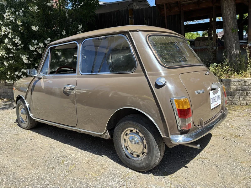 1968 Austin Mini Cooper in Los Angeles 4