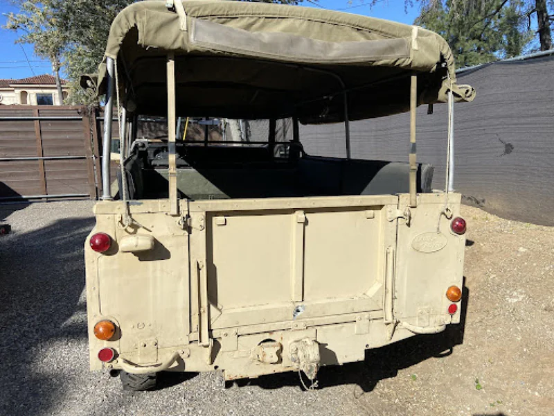 1974 Land Rover 109 4