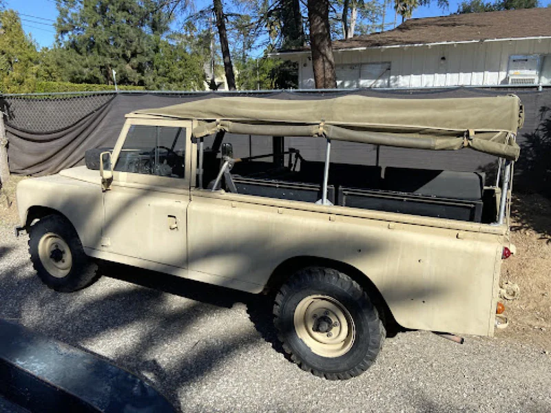 1974 Land Rover 109 5
