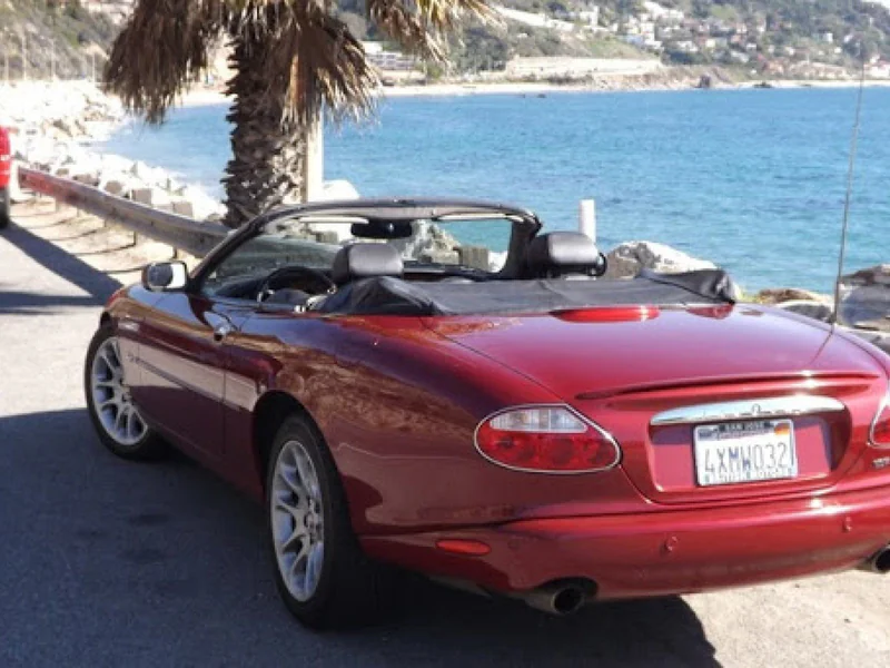 2002 Jaguar XKR 3
