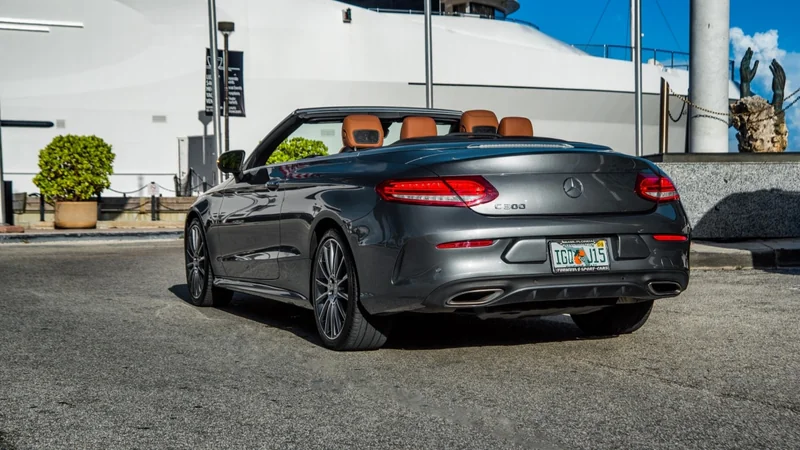 2017 Mercedes-Benz C300 3