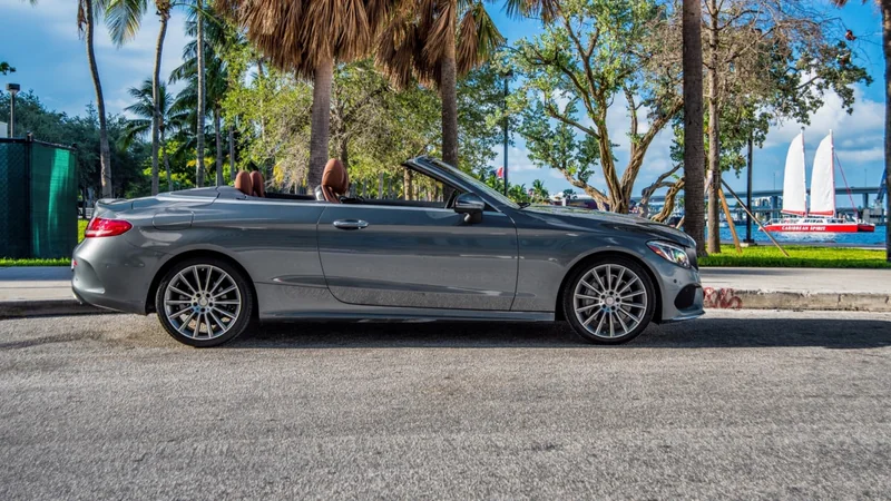 2017 Mercedes-Benz C300 2