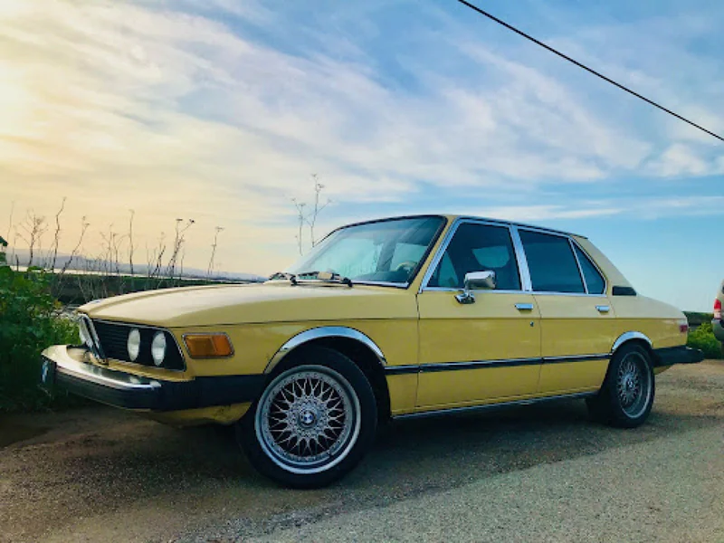 1977 BMW 530i 4