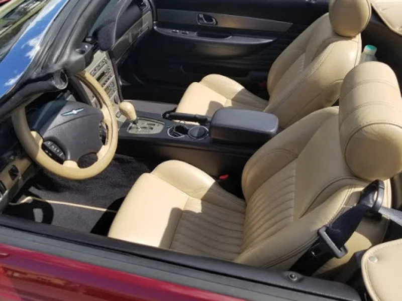 2004 Ford Thunderbird