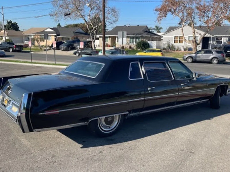 1973 Cadillac Fleetwood Series 75 2