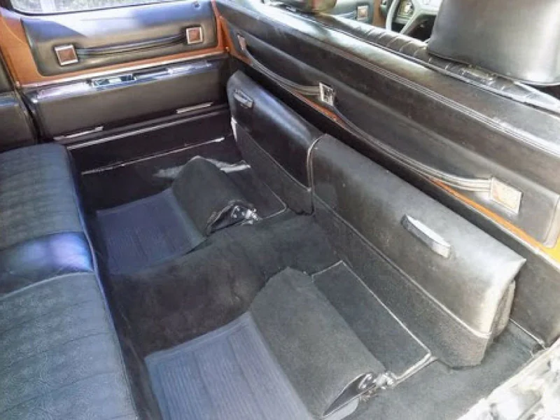1973 Cadillac Fleetwood Series 75 7